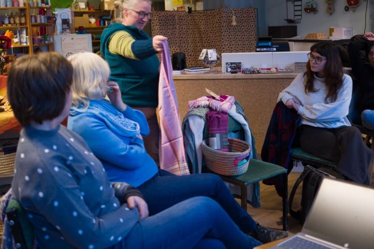 l1007907-1-1007982-1