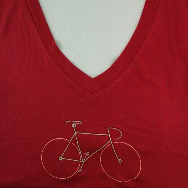 T-shirt rot Fahrrad